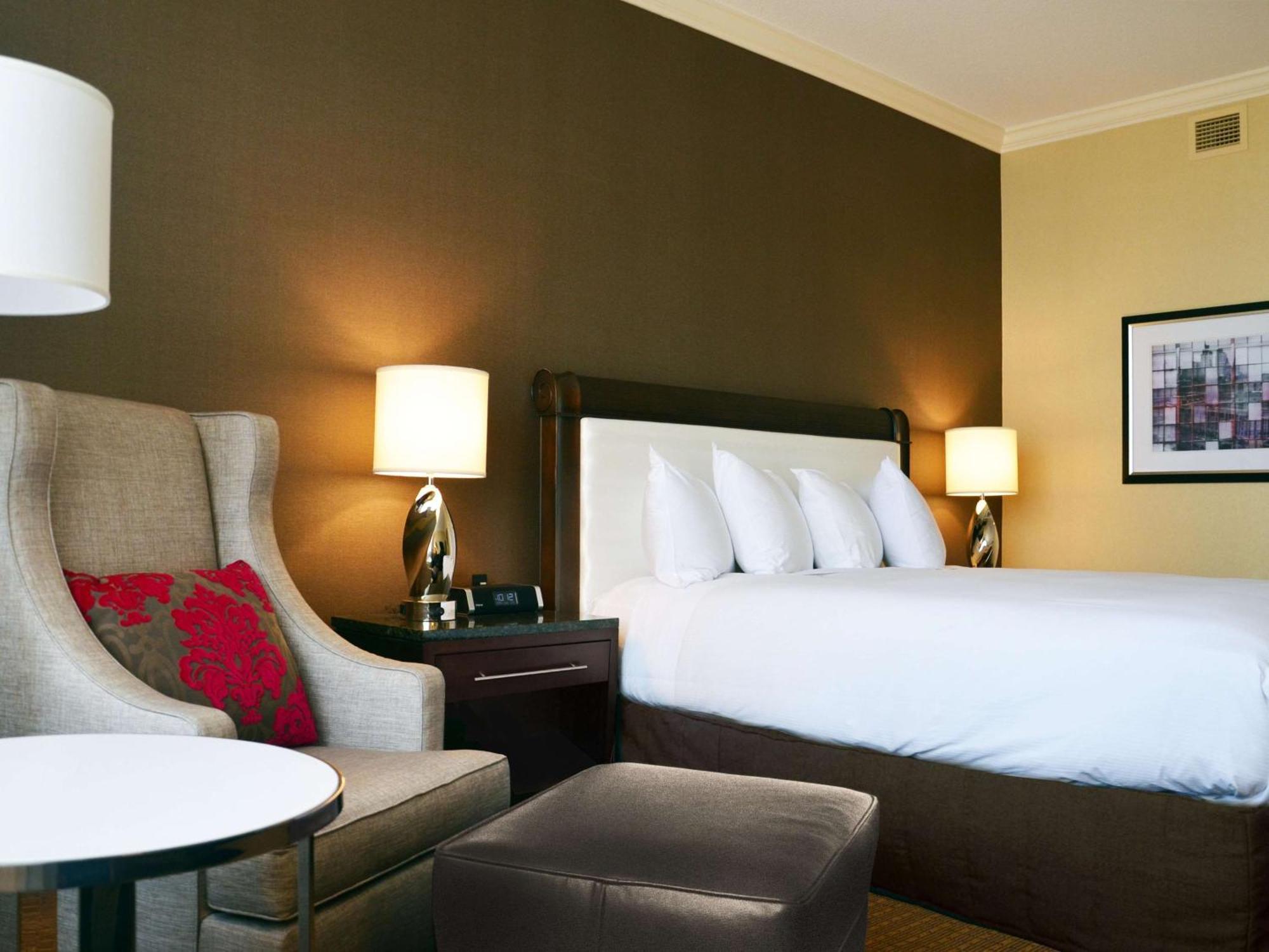 Hilton מיניאפוליס מראה חיצוני תמונה