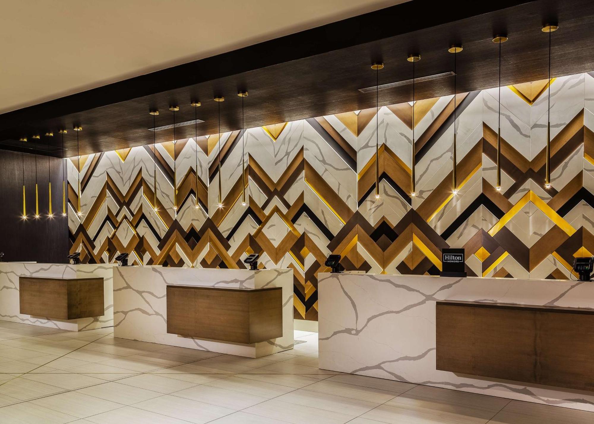 Hilton מיניאפוליס מראה חיצוני תמונה