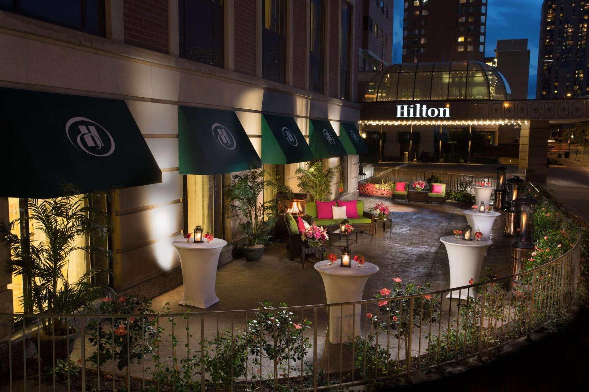 Hilton מיניאפוליס מראה חיצוני תמונה